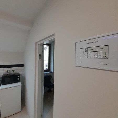 דירות סובוטיקה Cool & Cozy Center מראה חיצוני תמונה