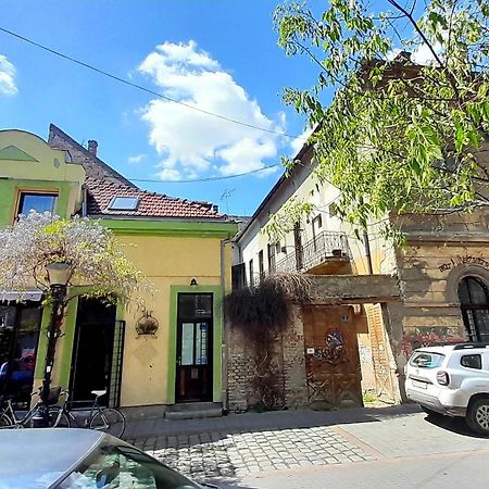 דירות סובוטיקה Cool & Cozy Center מראה חיצוני תמונה
