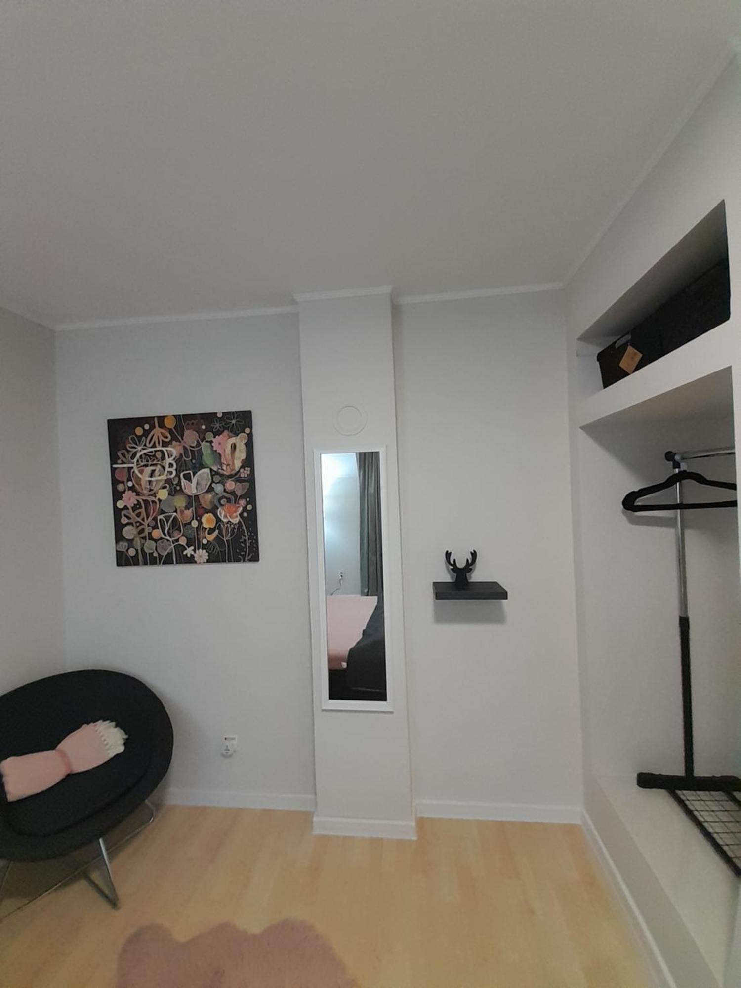 דירות סובוטיקה Cool & Cozy Center מראה חיצוני תמונה